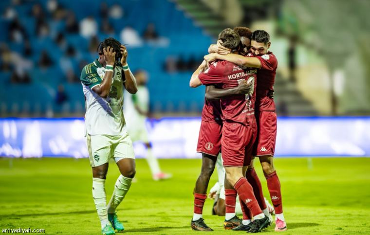 الخلود يسقط الأهلي 3-1 ويحقق أفضل انطلاقة في تاريخه