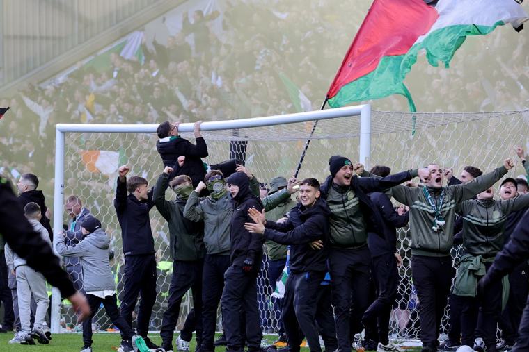 منع جماهير الزيارة في ديربي سيلتيك ورينجرز طوال الموسم