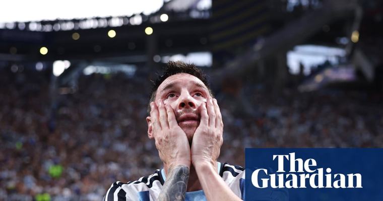 وداع الأرجنتين لميسي بعد اعتزاله اللعب الدولي
