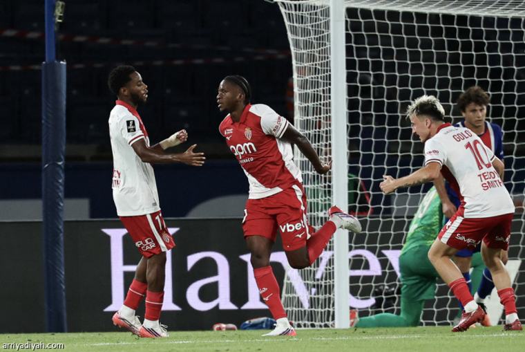 موناكو يقلبها على باريس سان جيرمان 2-1 ويعتلي صدارة فرنسا