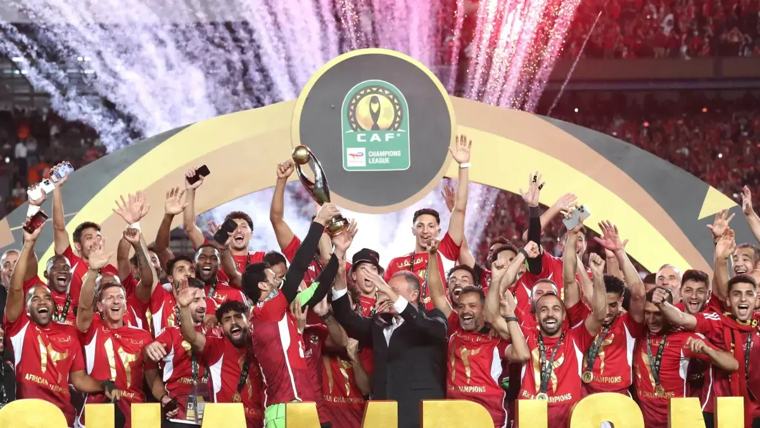 الأهلي المصري ضيف برشلونة في كأس جوان غامبر