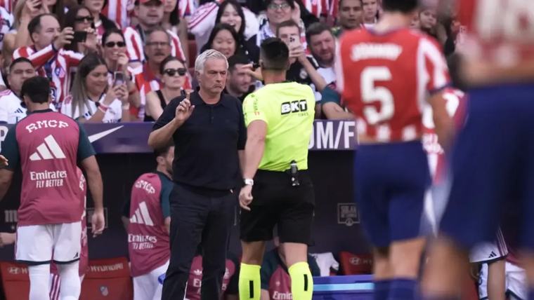 تقرير الحكم يرصد تأخّر ريال مدريد 5 دقائق في شوط الديربي