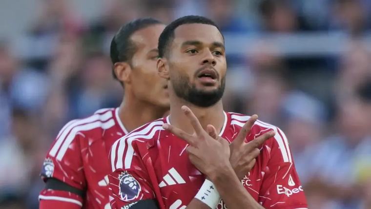 مانشستر سيتي يجهّز 100 مليون يورو لضمّ جاكبو من ليفربول