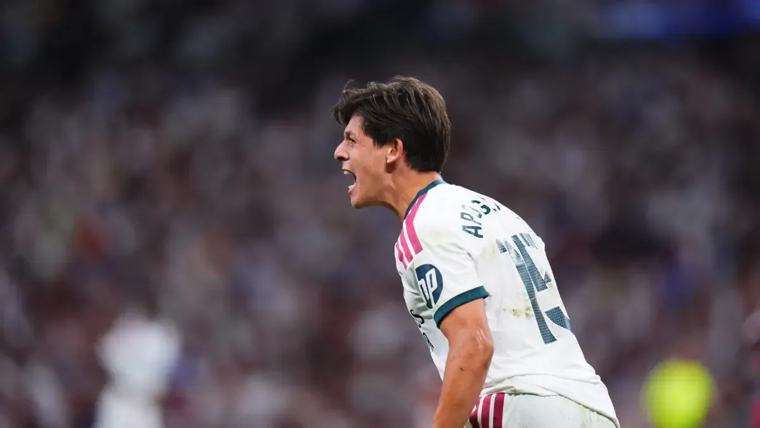 أردا جولر منارة ريال مدريد قبل ديربي ميتروبوليتانو