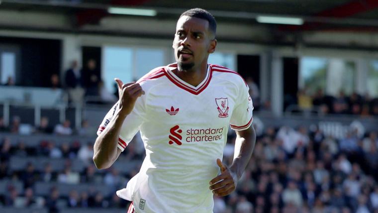 إيساك يمنح ليفربول فوزاً 1-0 على بورنموث في عودة إيرولا
