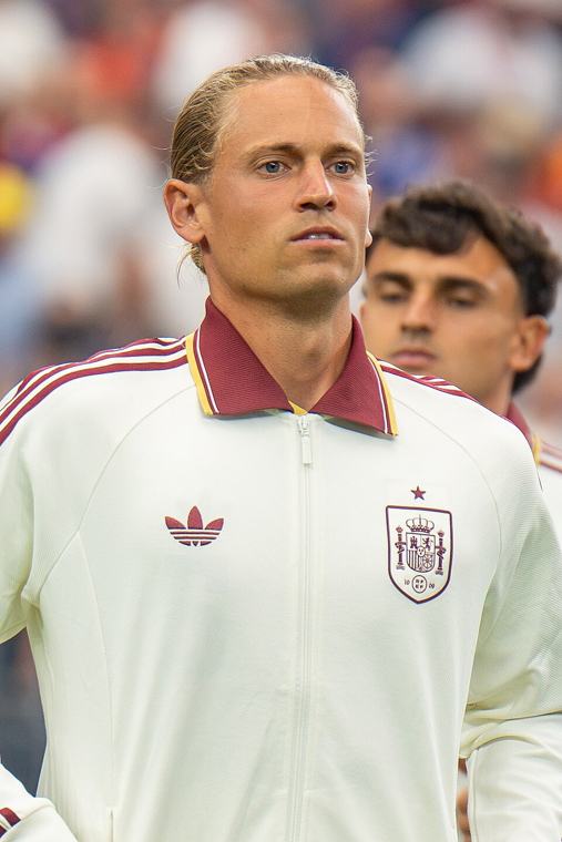 ماركوس يورينتي يعتزل اللعب دولياً مع منتخب إسبانيا