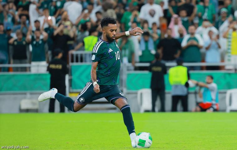 الإمارات تواجه السعودية في نهائي خليجي 27 الثلاثاء