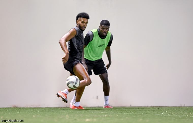 بارتي ودياو جاهزان للمشاركة أساسيين مع الشباب أمام الهلال