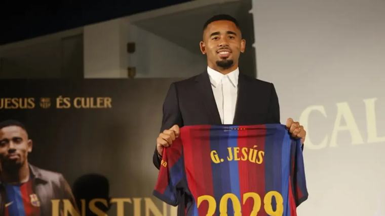 رسمياً.. برشلونة يتعاقد مع جابرييل جيسوس حتى 2029