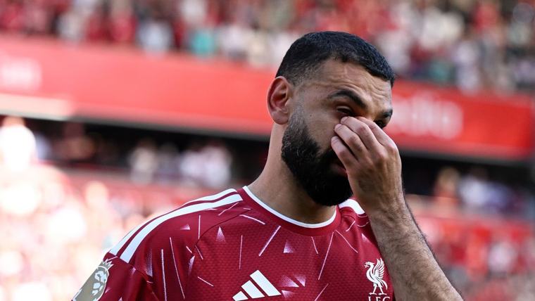 منع محمد صلاح من القيادة 6 أشهر بعد مخالفة سرعة