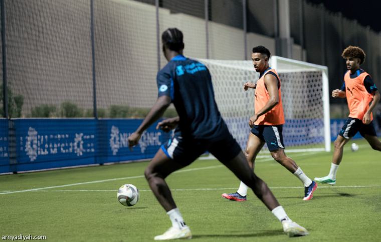 سالم الدوسري يعود للتدريبات الجماعية في الهلال