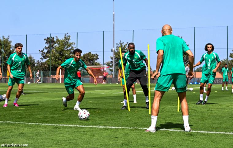 أخوماش يعود إلى المنتخب المغربي قبل مواجهة الجابون