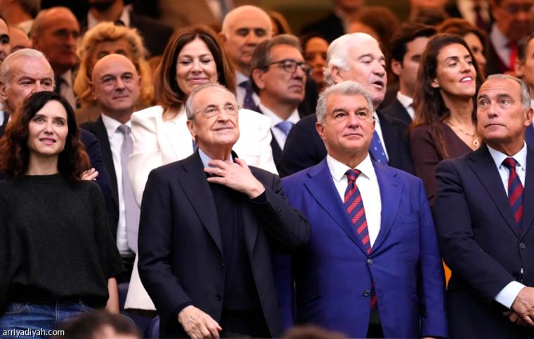 برشلونة يستدعي بيريز لجلسة تسوية قبل دعوى تشهير
