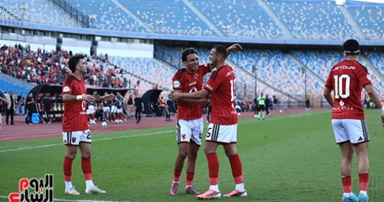 عمر الساعي يقود الأهلي لفوز صعب على مودرن سبورت