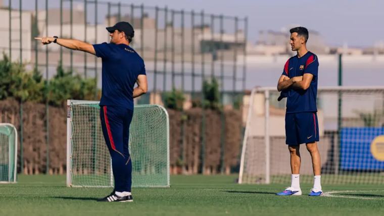 بوسكيتس يبدأ مشواره التدريبي مع برشلونة أتلتيك