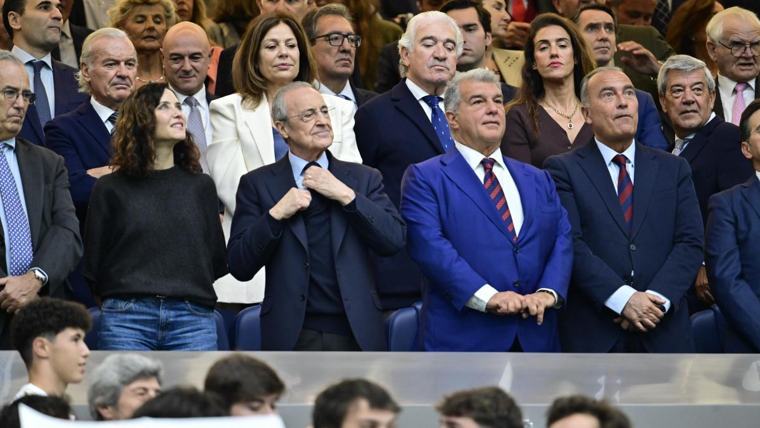 برشلونة يستدعي فلورنتينو بيريز لجلسة مصالحة في 25 نوفمبر