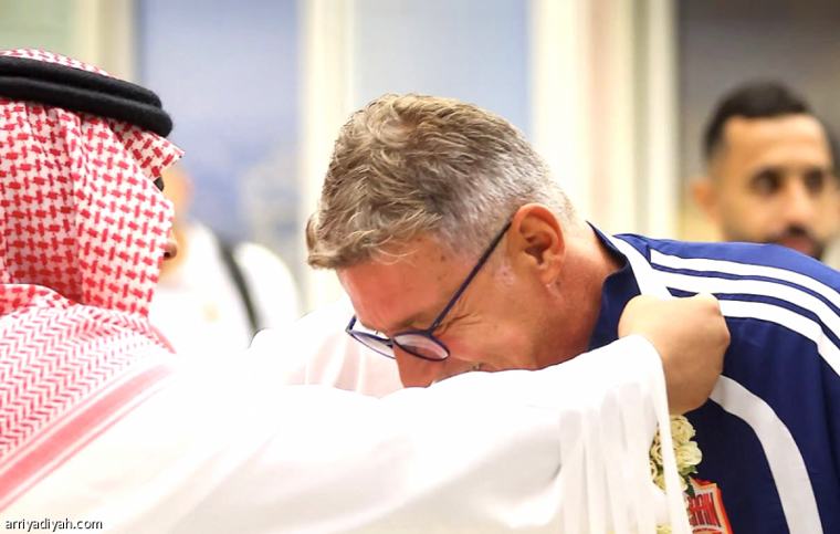 البحرين حامل اللقب يصل جدة استعداداً لخليجي 27