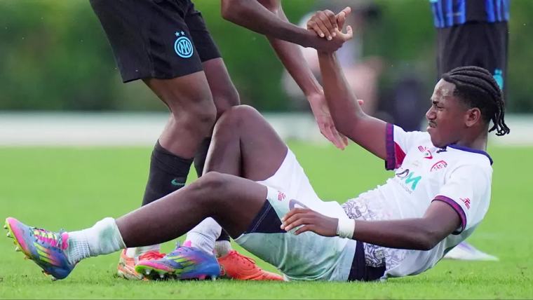 لاعب كالياري ييل تريبي يستفيق من الغيبوبة دون مضاعفات عصبية