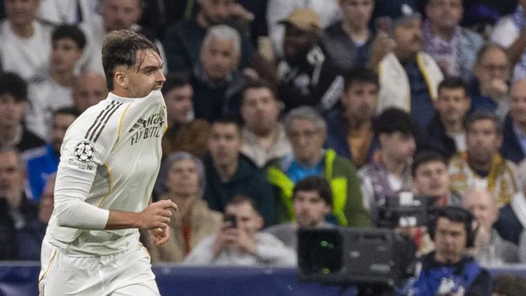إدانة أسينسيو مدافع ريال مدريد بالقيادة تحت تأثير الكحول