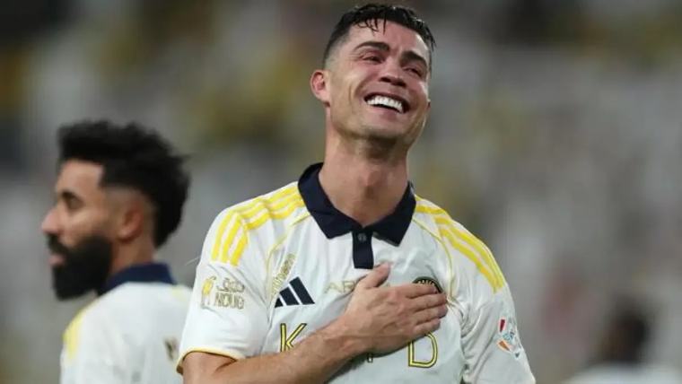 ديون النصر تبلغ 800 مليون ريال.. ورونالدو خيار لحل الأزمة